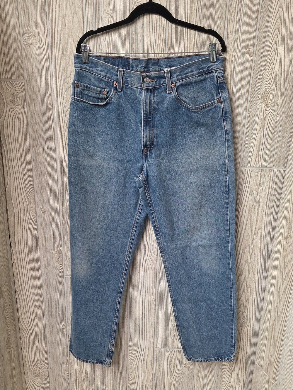 Levi's 550 Medium Blue Wash Jeans Relaxed Fit Vintage Mens Size 34x30